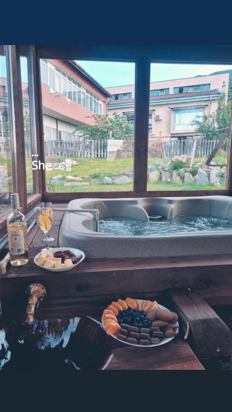 Hotel Тихият Кът Saparewa Banja Exterior foto